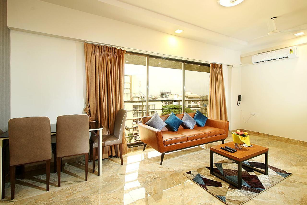Mumbai House Luxury Apartments Santacruz East, มุมไบ ภายนอก รูปภาพ